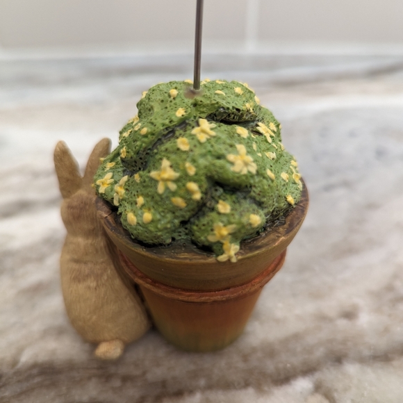 Marjolein Bastin Easter / Spring Bunny Photo Holder 9.5" Tall - Picture 4 of 5